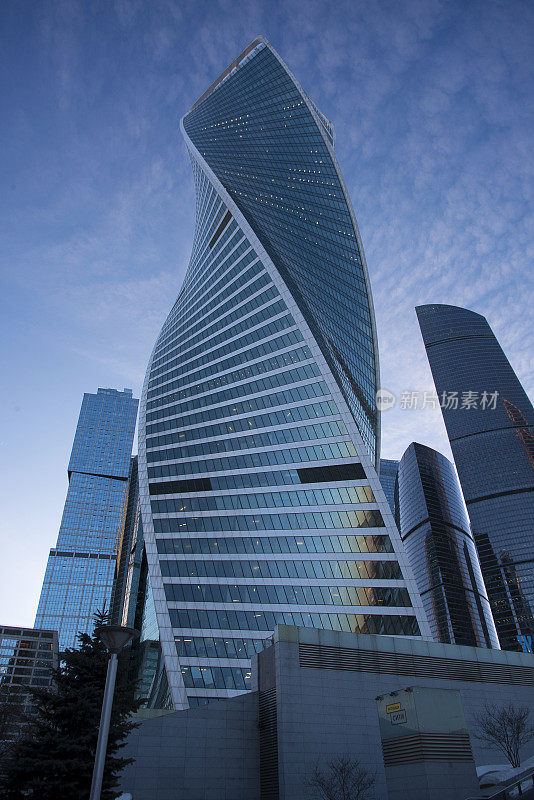 莫斯科国际商务中心(Moscow International Business Center)，冬季日落时分的莫斯科摩天大楼